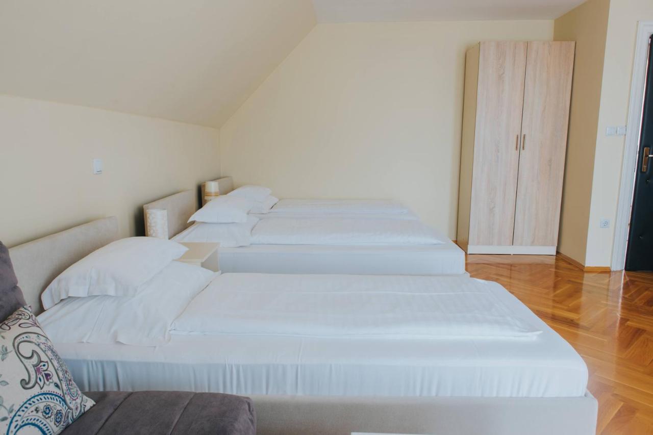 Motel Vila Bakarni Brcko Bagian luar foto