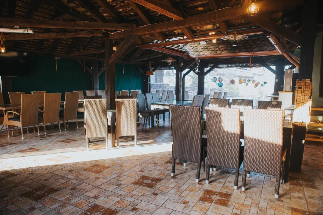 Motel Vila Bakarni Brcko Bagian luar foto