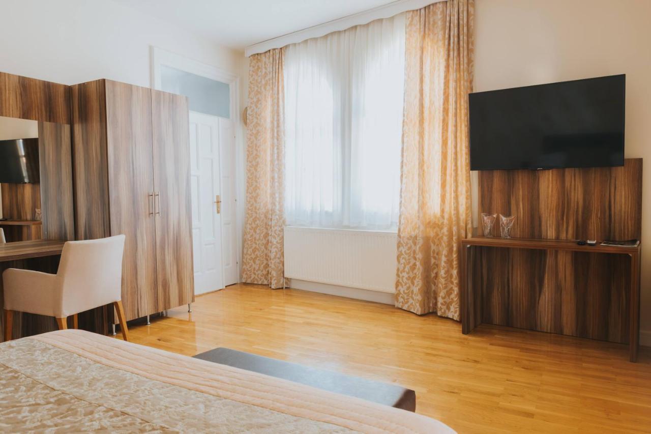 Motel Vila Bakarni Brcko Bagian luar foto