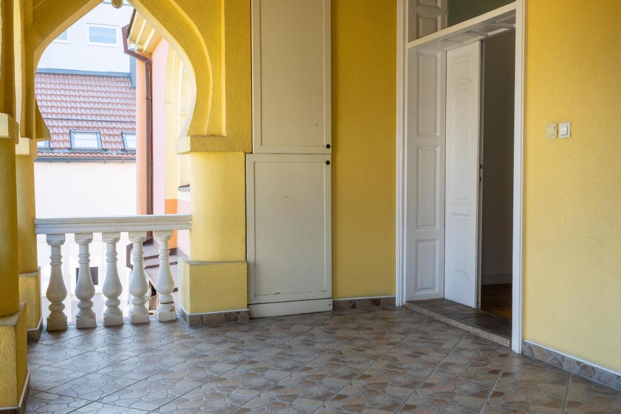 Motel Vila Bakarni Brcko Bagian luar foto