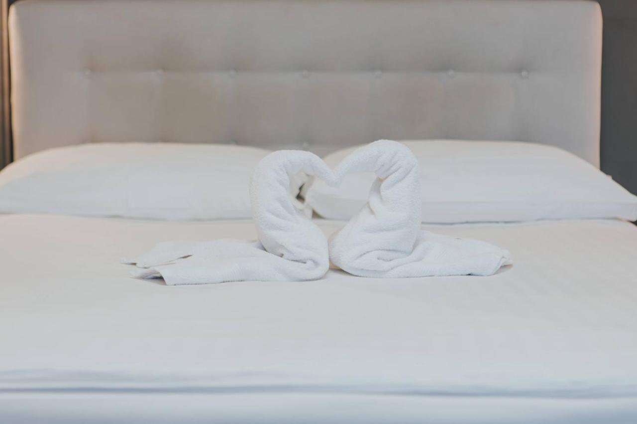 Motel Vila Bakarni Brcko Bagian luar foto